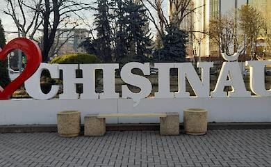 Ukrainians in Moldova: where and what to live for