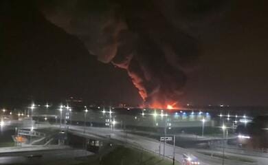 In the Moscow region there was a large-scale fire in a warehouse (video)