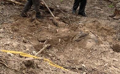 Another burial of tortured civilians discovered