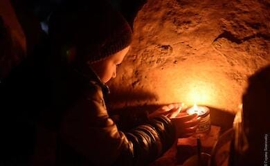Grandmother died, and mother has a hole in her leg: the boy kept a diary in the occupied Mariupol