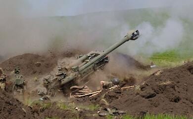 Commander-in-Chief of the Armed Forces of Ukraine showed American howitzers in action (photo)