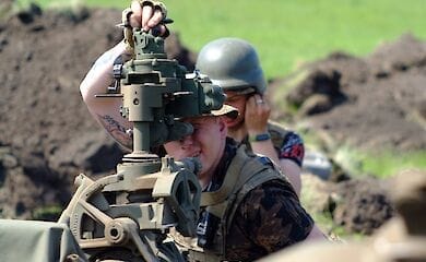 Commander-in-Chief of the Armed Forces of Ukraine showed American howitzers in action (photo)