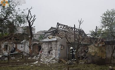 Russian troops hit Nikolaev with rockets, there is a victim (photo)