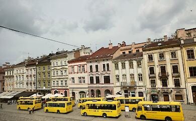 Empty school buses to remind children who died