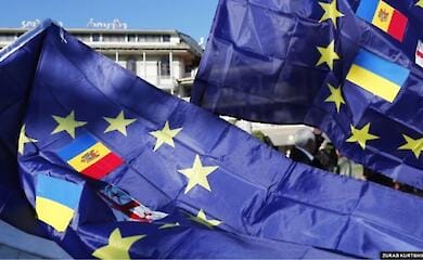 Ukraine and Moldova become candidates for EU membership