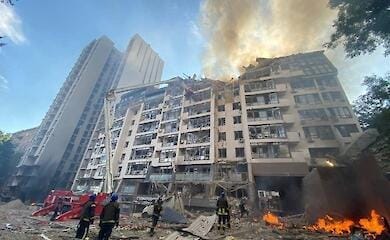 The Ukrainian government promises a "response" for shelled Kyiv