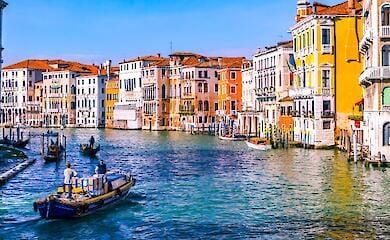 Tourists will be charged for entering Venice