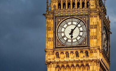 Britain is considering confiscating Russian assets and handing them over to Ukraine