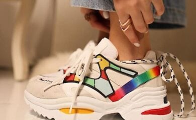 Which sneakers will be in fashion in autumn 2022