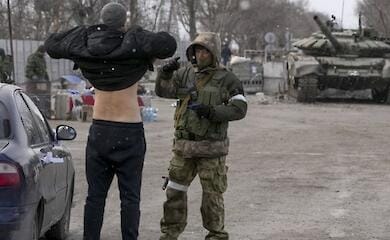 Russian officials control filtration camps in Ukraine