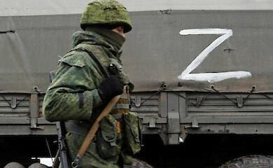 In an attempt to contain Ukrainian troops, Russia is slowing down its army
