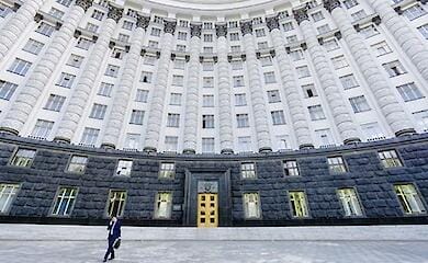 The government will present a plan for the restoration of de-occupied lands