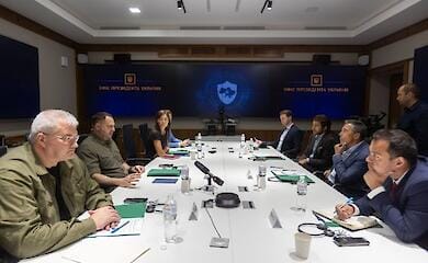 Presented a draft agreement on security guarantees for Ukraine