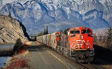 Two of the largest Canadian railways will help Ukraine with the restoration