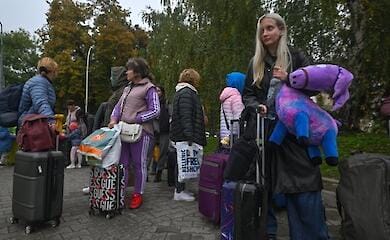 Ukrainian refugees stuck on the border of Russia and Latvia: there may be victims