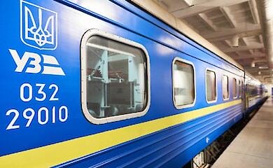 Trains to Kyiv arrive on schedule, despite the shelling of the capital