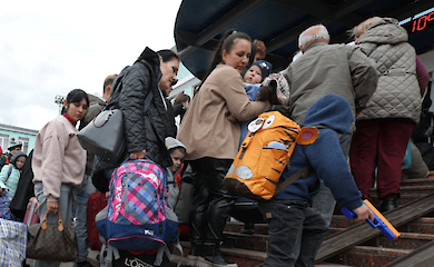Occupiers demand that Kherson residents evacuate to left bank of Dnieper