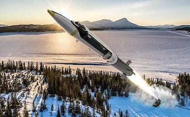 The US is considering providing Ukraine with 150km of projectiles