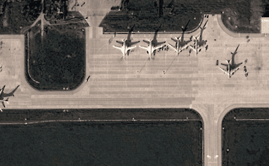 Ukrainian special forces coordinate strike on Russian airfield