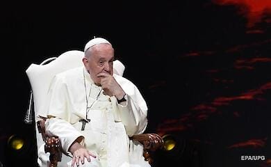 Pope says war in Ukraine has become world war 