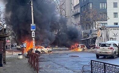 Russia shells Kherson city centre: five dead, dozens injured