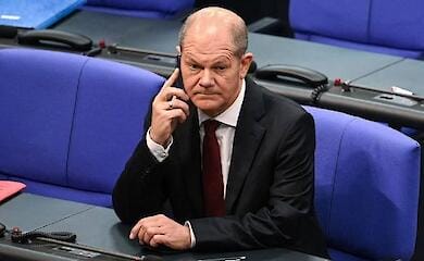Scholz intends to keep calling Putin