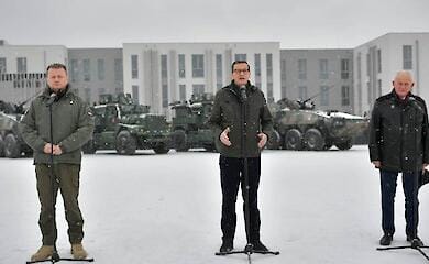 Poland ready to give Ukraine F-16 fighter jets in coalition with other NATO allies