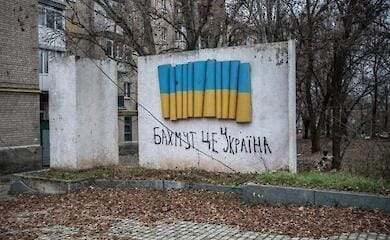 How many children are left in Bakhmut today