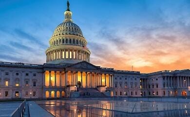 US embassy in Moscow asks US citizens to urgently leave Russia 