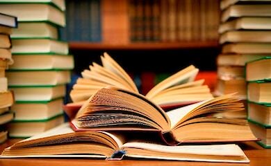 The best books of the 21st century according to AI