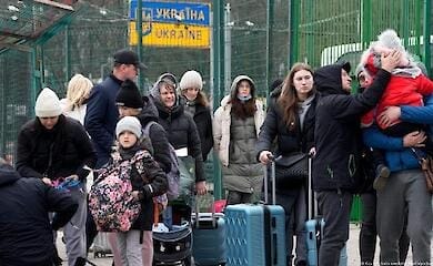 To which country more Ukrainian refugees have left since the beginning of 2023