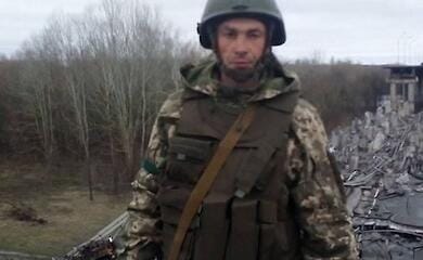 President awards 'Hero of Ukraine' title to military officer shot by occupier