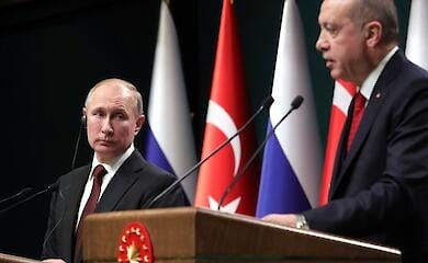 Putin and Erdogan discuss the situation in Ukraine by phone