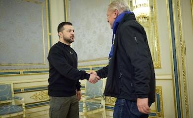 Zelenski meets German defence industry delegation