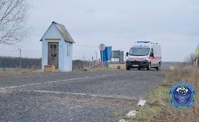 Ten prisoners of war and two civilians returned to Ukraine