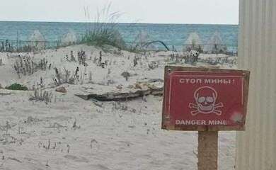 Mine warnings appeared on beaches in temporarily occupied Crimea
