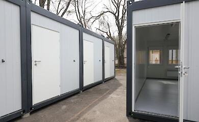 According to Vereshchuk, the modular settler camps "have not worked"