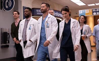 Top 5 shows for Dr House fans: doctors, mysteries and saving lives