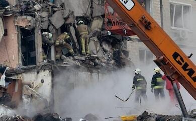 Body fragments found at rocket attack site in Dnipro