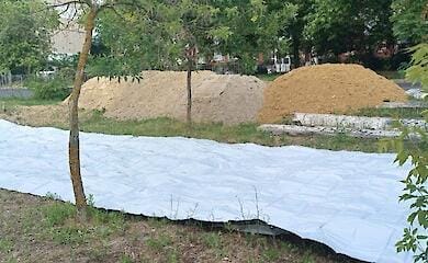 Destruction of the Kakhovka hydropower plant: Mykolaiv floods beaches, water approaches tenement houses