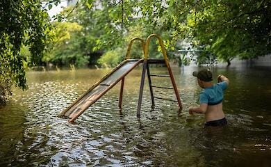 More than 30 people reported missing in Kherson oblast due to hydropower plant explosion