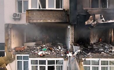 People may still be under the rubble in Kiev's Solomenskiy district