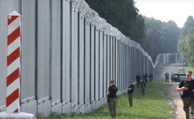 Poland sends additional police forces to the border with Belarus