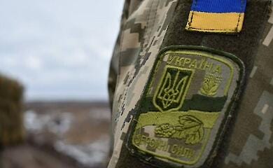 How relatives communicate with military personnel who are at the front and how to prepare for their return 