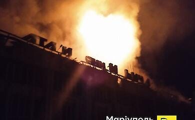 The Ukrainian House in occupied Mariupol was set on fire by teenagers from the resistance
