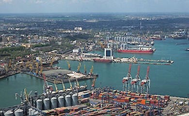 The Defence Ministry believes that Russia is shelling ports because it wants to sell Ukrainian grain on its own