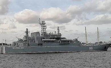 RF towed the damaged Olenegorsk Miner to port (satellite photos)