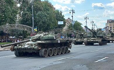 An exhibition of destroyed Russian tanks in Kyiv - photo, video
