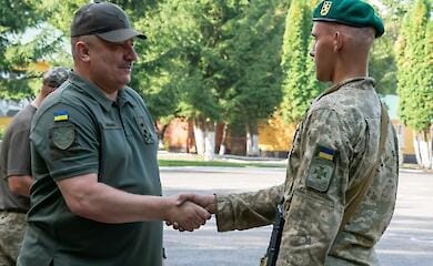 Border guard cadets proved the right to wear green berets (photo report)