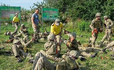 Border guard cadets proved the right to wear green berets (photo report)